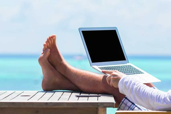 Consejos cuidar tu laptop en vacaciones
