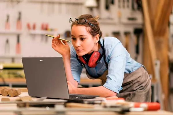 Acer Swift X 14 laptop